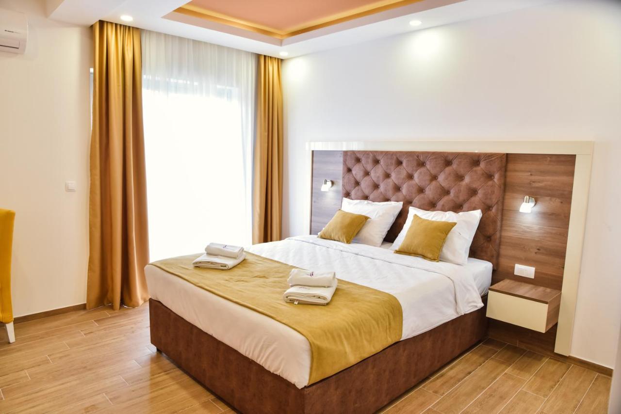 Heaven Lux Ulcinj Hotel Ngoại thất bức ảnh