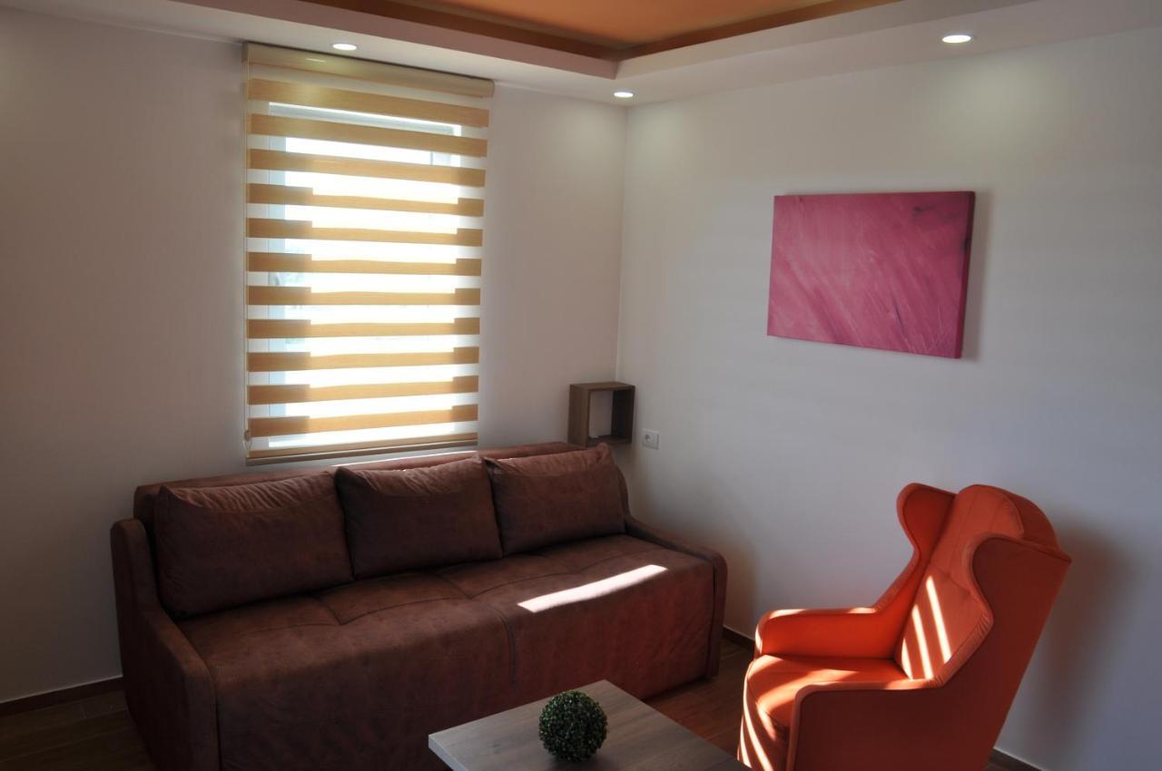 Heaven Lux Ulcinj Hotel Ngoại thất bức ảnh