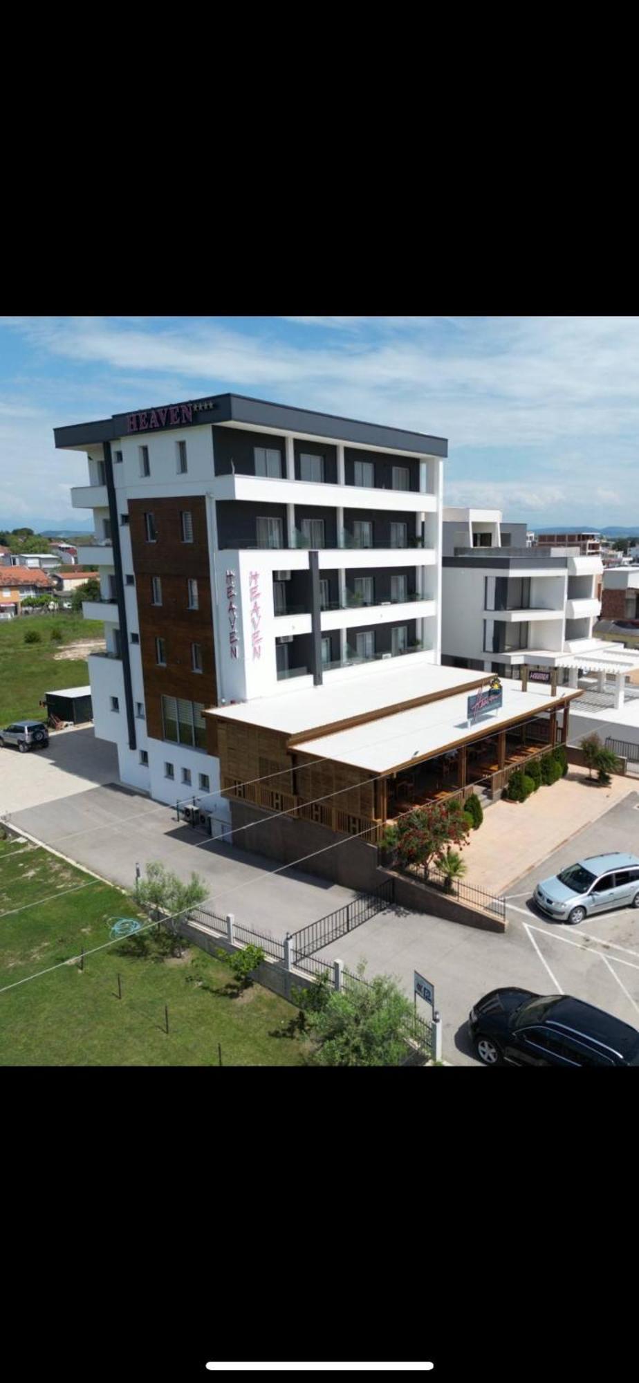 Heaven Lux Ulcinj Hotel Ngoại thất bức ảnh